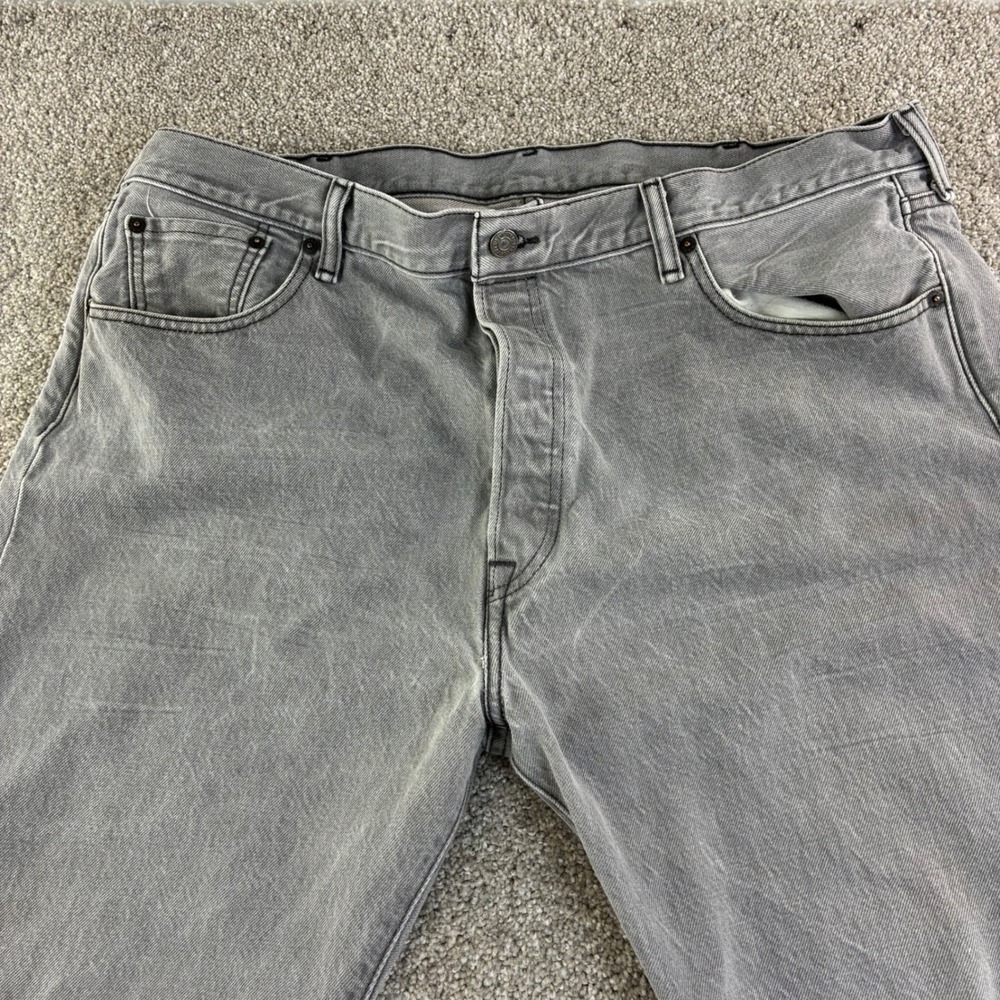 Levi Strauss 501 Jeans Mens 42x32 Gray Button Fly Straight Leg Denim‎ Utility